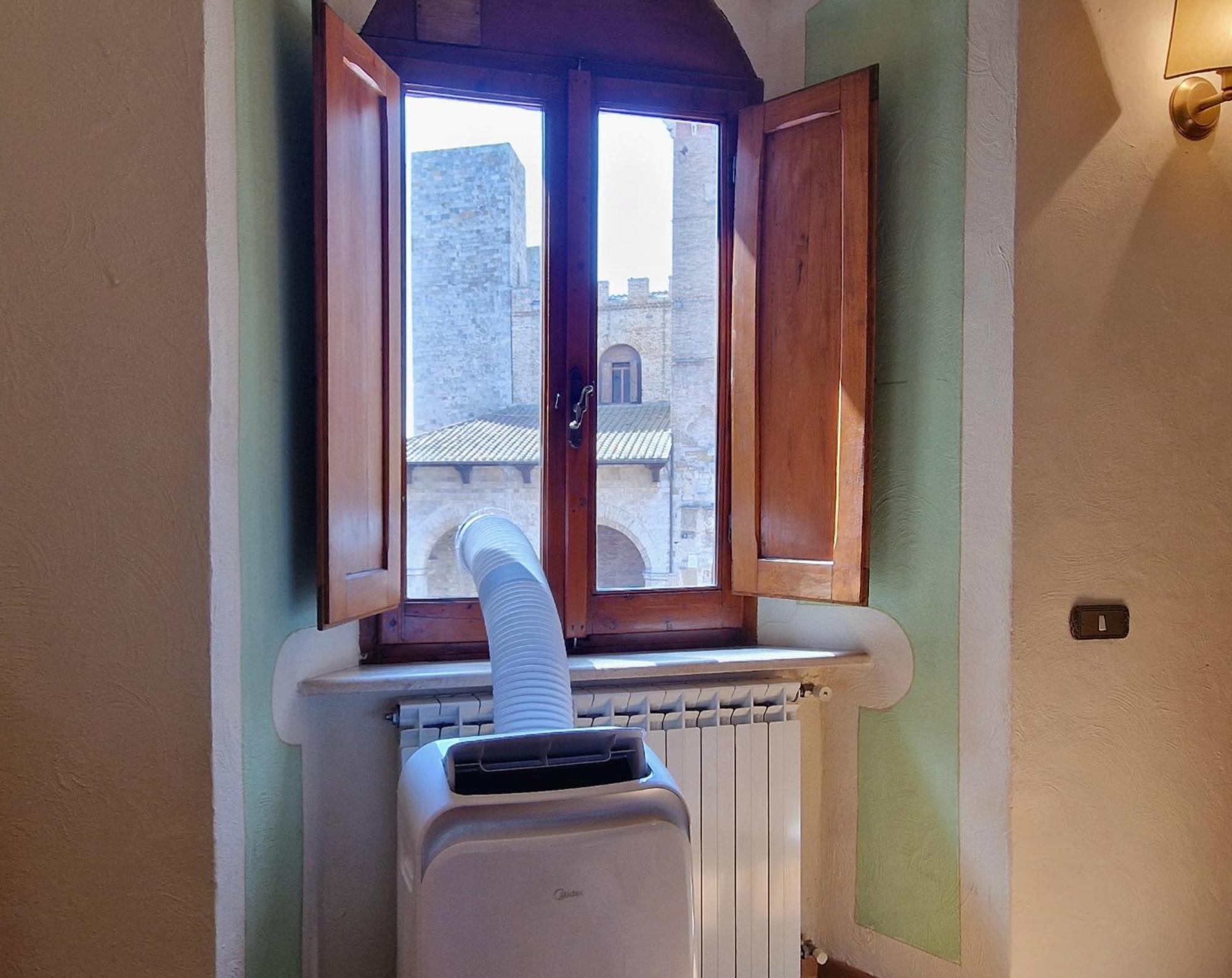 Sangi Studio Apartment - With Amazing View Of The Duomo San Gimignano Extérieur photo