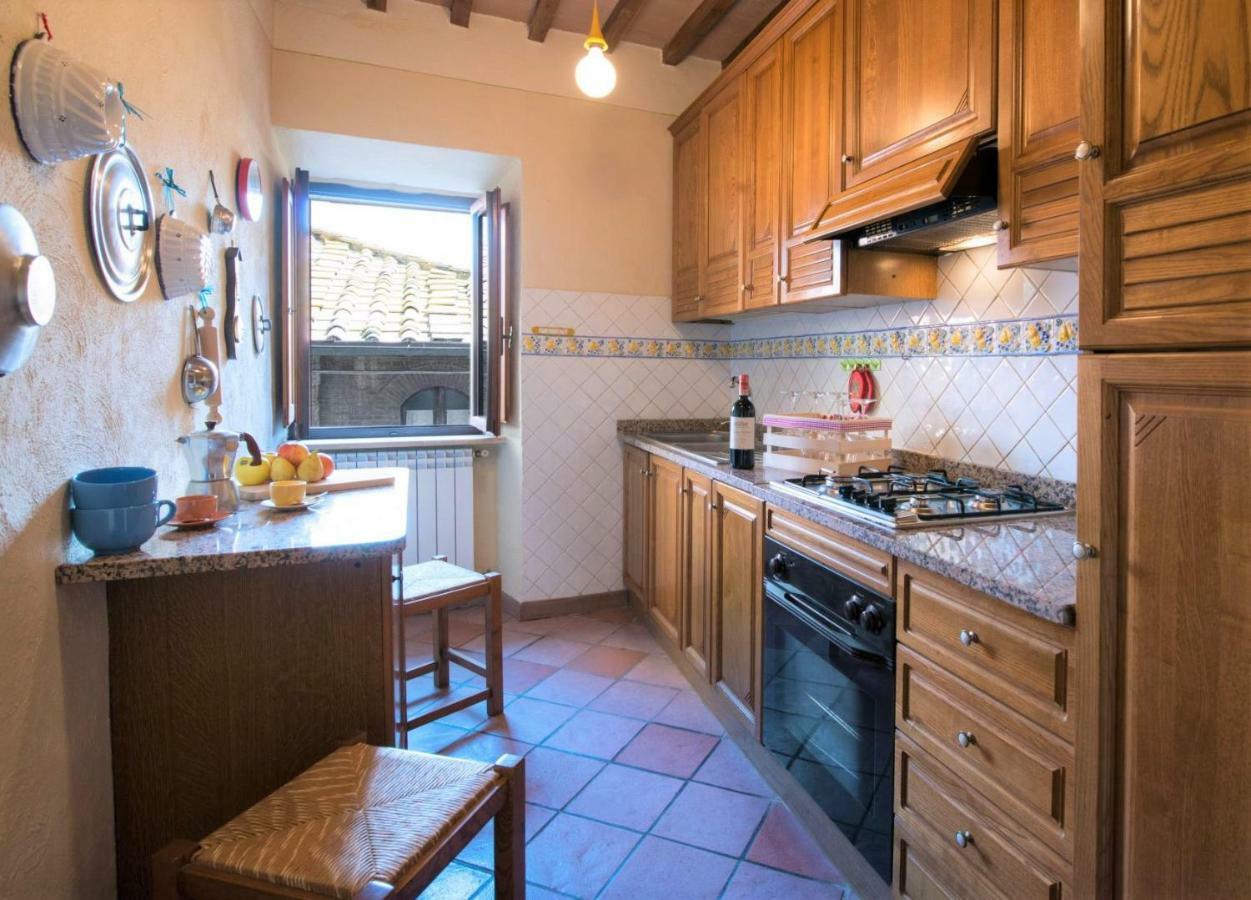 Sangi Studio Apartment - With Amazing View Of The Duomo San Gimignano Extérieur photo